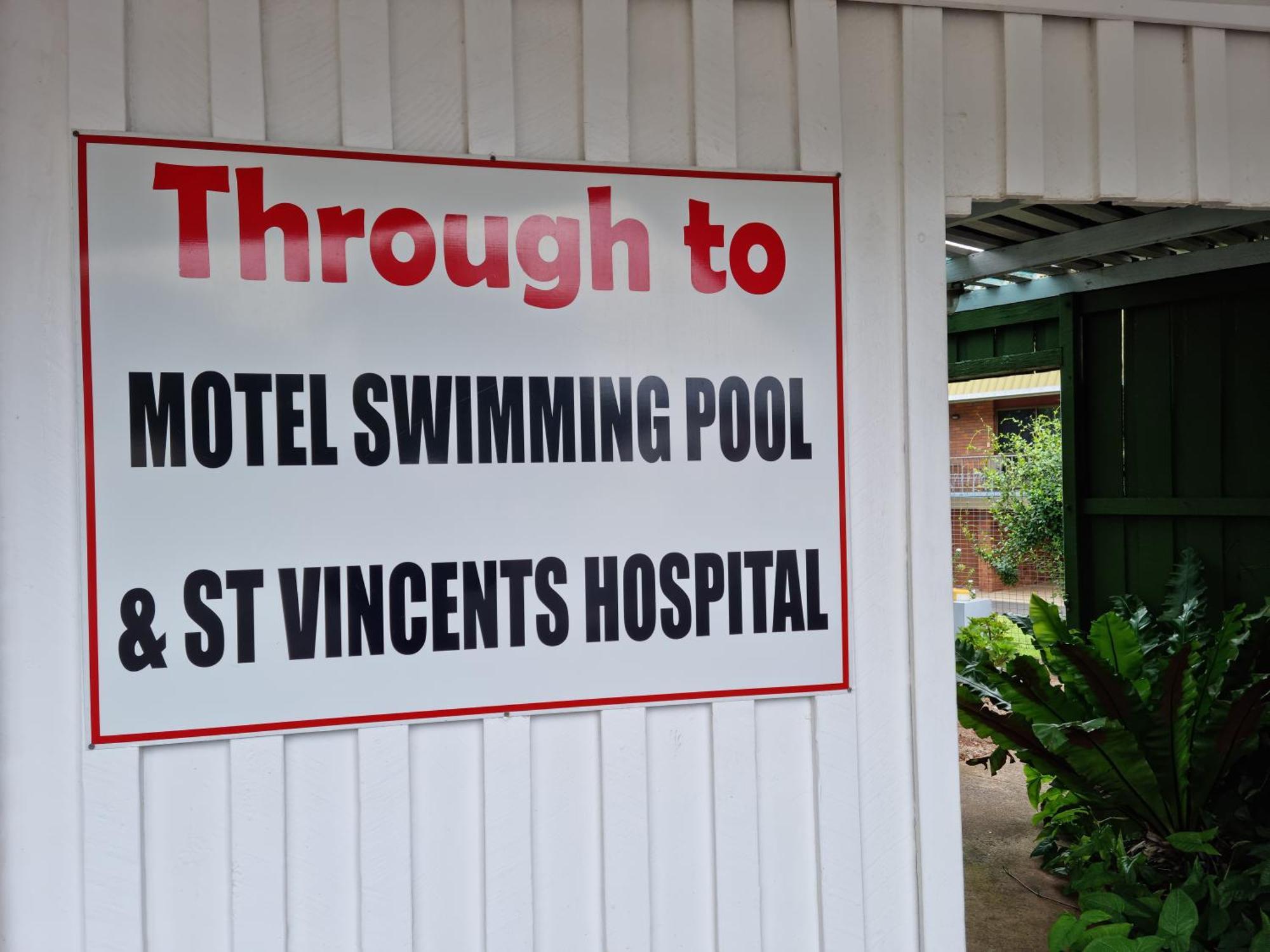 Whiteoaks Motel & Lodges Toowoomba Buitenkant foto