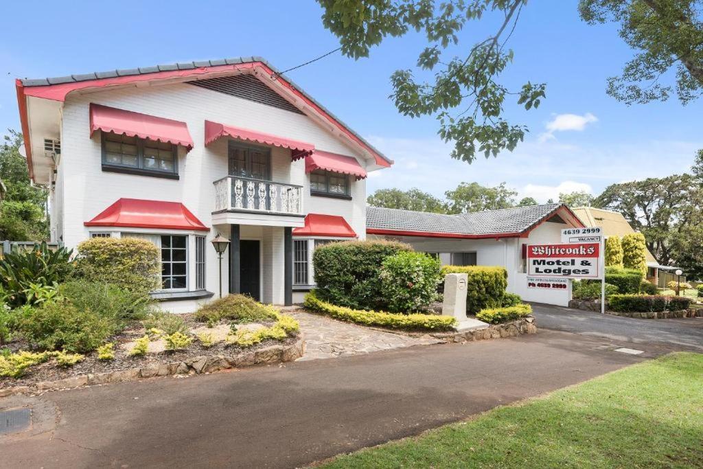 Whiteoaks Motel & Lodges Toowoomba Buitenkant foto
